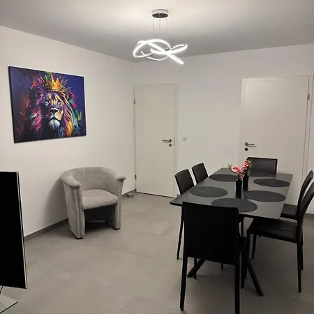 빌라 Uz 11 - Laatzen 10 Minutes To Messe 140qm Modern Living Self-check-in Wifi Parking *