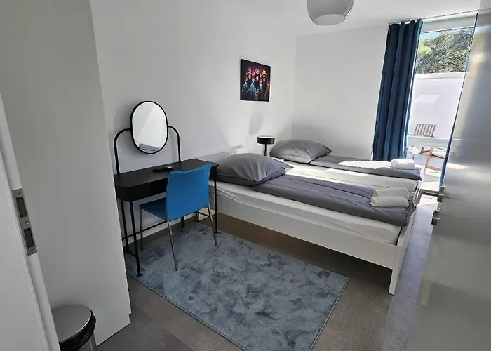 Uz 11 - Laatzen 10 Minutes To Messe 140qm Modern Living Self-check-in Wifi Parking