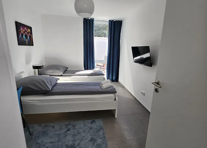 Uz 11 - Laatzen 10 Minutes To Messe 140qm Modern Living Self-check-in Wifi Parking