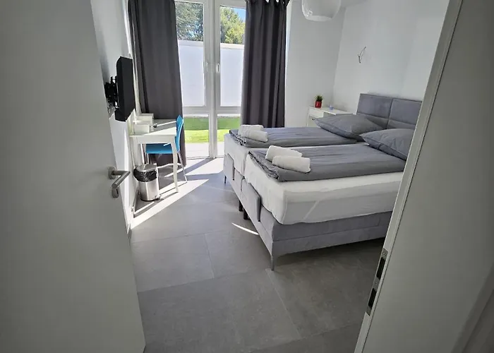 וילה Uz 11 - Laatzen 10 Minutes To Messe 140qm Modern Living Self-check-in Wifi Parking *