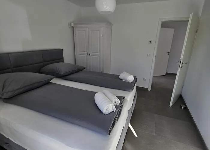 Uz 11 - Laatzen 10 Minutes To Messe 140qm Modern Living Self-check-in Wifi Parking Vila *